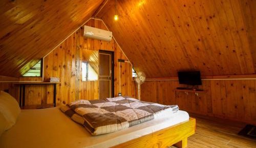 Double Room with Mountain View