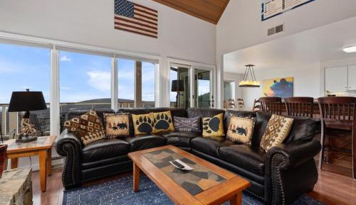 Four-Bedroom Apartment