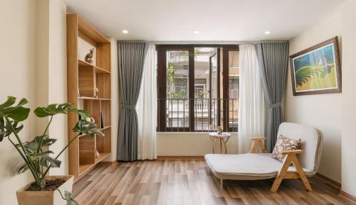 King Studio with Sofa Bed