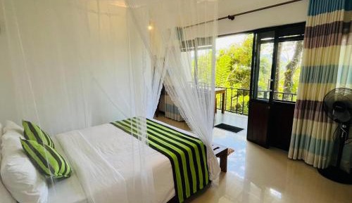 Double Room with Mountain View