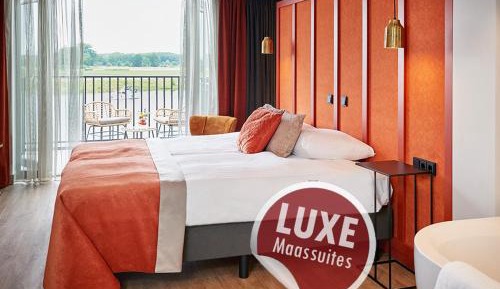 Suite with River View