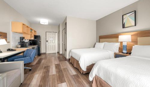Studio Suite with Two Double Beds