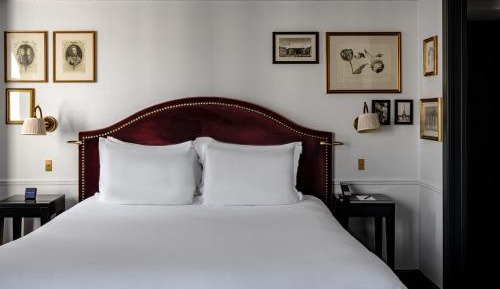 Suite with City View