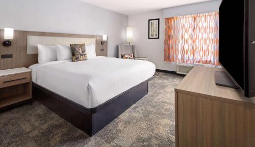 King Room - Mobility Access/Non-Smoking