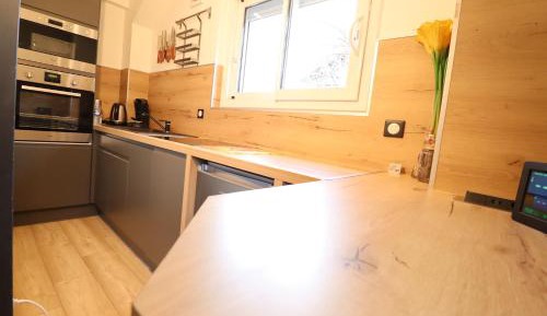 Superior Studio