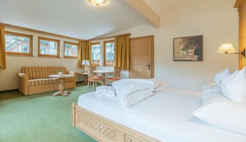 Suite with Sauna