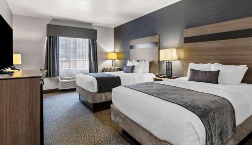 Queen Room with Two Queen Beds - Non Smoking