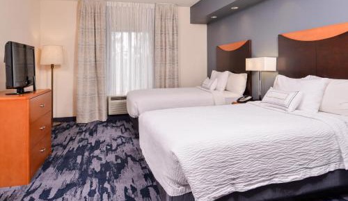 Double Room with Two Double Beds and Adapted Tub - Mobility and Hearing Accessible