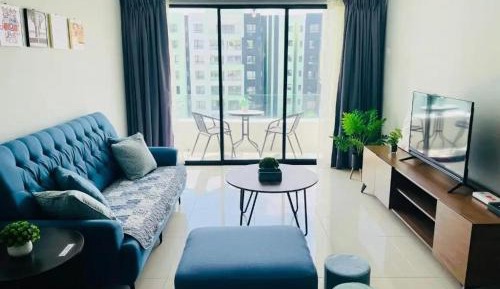 Three-Bedroom Premium Apartment with Balcony