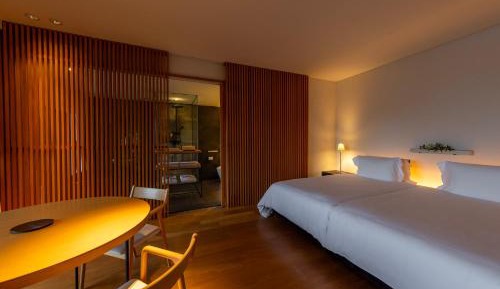 Twin Room with Lake View