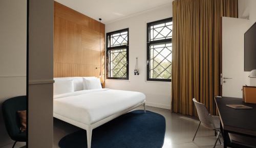Conscious WOW Room