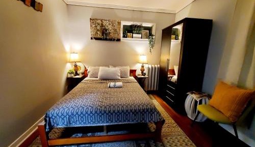 Deluxe Queen Room