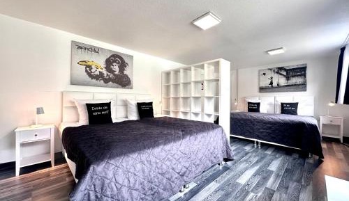 Studio (4 Adults)