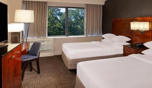 Guest Room with Two Double Beds