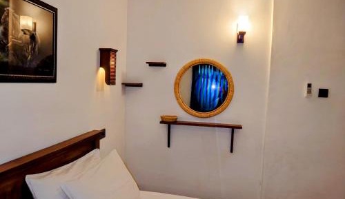 Deluxe Double Room with Air Conditioning