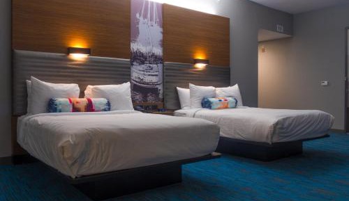 Aloft, Guest room, 2 Queen