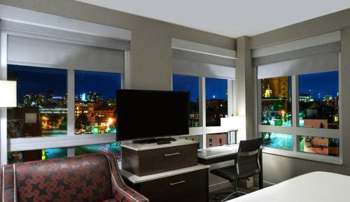 King Corner Room with Skyline View