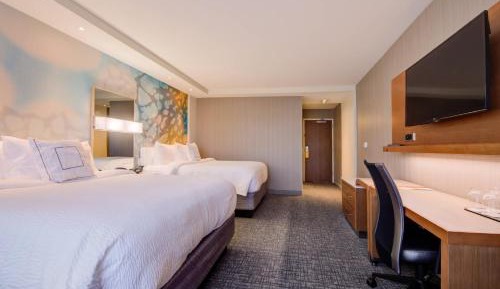 Double Queen Room