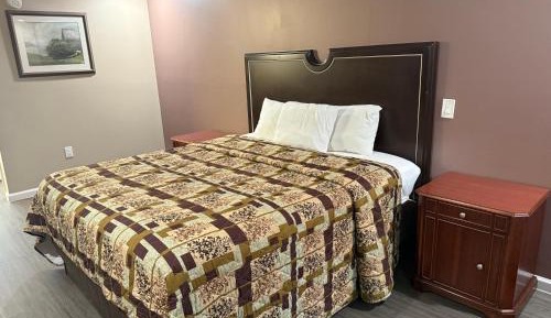 Standard King Room