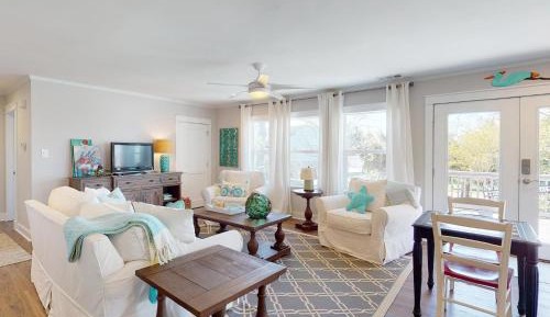 Two-Bedroom Holiday Home