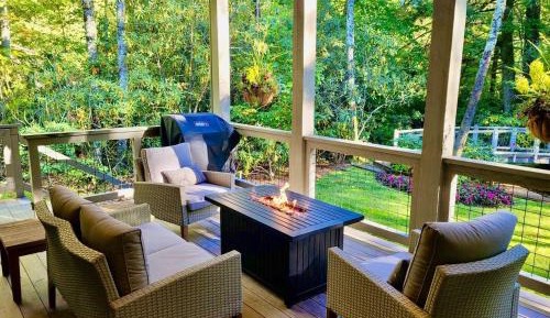Three-Bedroom Holiday Home 