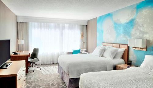 Deluxe Queen Room