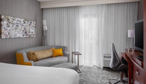 King Room with Sofa Bed