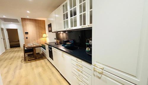 Two-Bedroom Deluxe Apartment