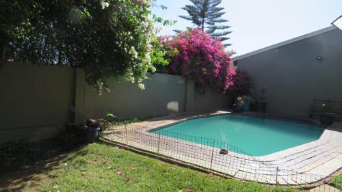 Double Room with Pool View