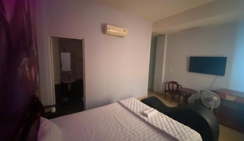 Standard King Room