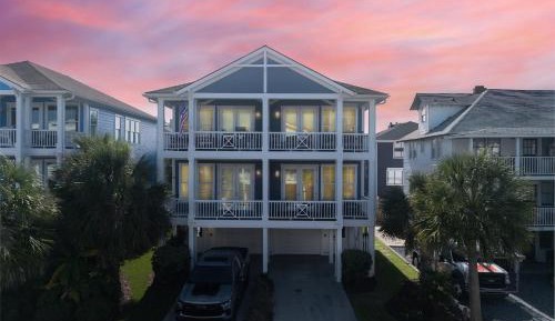 Three-Bedroom Townhouse