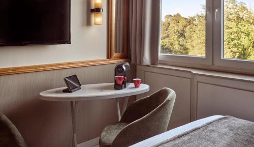 Comfort Double or Twin Room Park Sleep & Fly