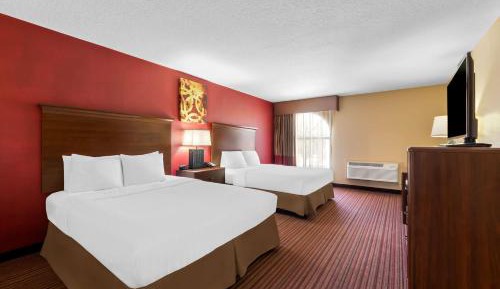 Queen Room with Two Queen Beds