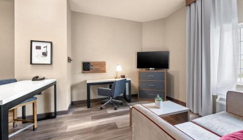 One-Bedroom Suite