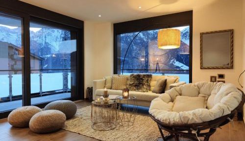 Two-Bedroom Apartment with Balcony
