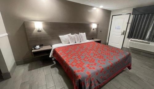 King Room - Non-Smoking