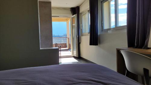 Large Double Room