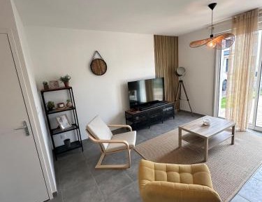 Three-Bedroom Holiday Home 