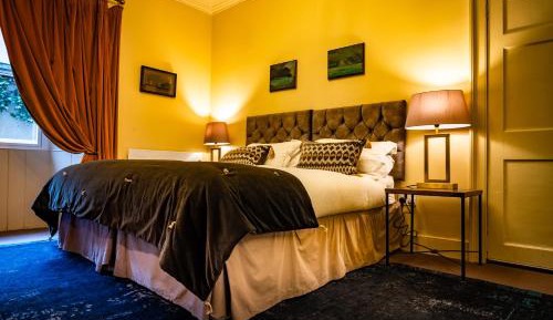 Double or Twin Room with Private Bathroom
