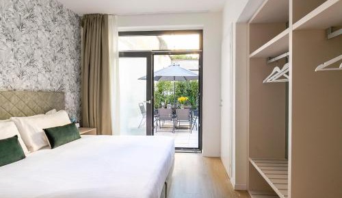 Two-Bedroom Apartment with Terrace