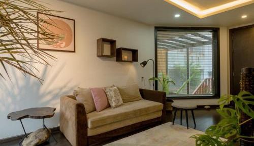 Suite with City View