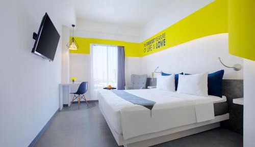 Deluxe Double or Twin Room