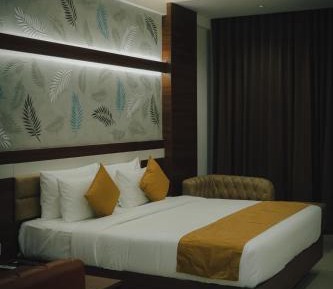 Suite with City View