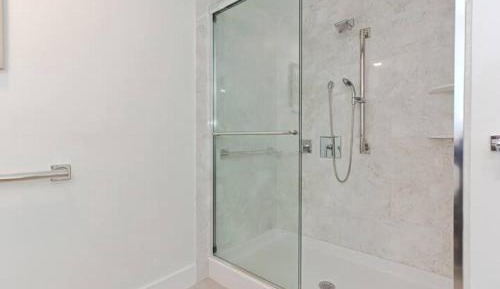 Deluxe Suite with Sea View