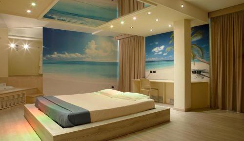 King Suite with Spa Bath