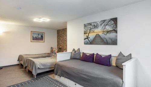 Superior One-Bedroom Apartment