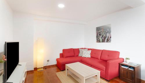 Superior One-Bedroom Apartment