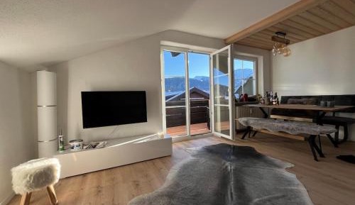 One-Bedroom Premier Apartment