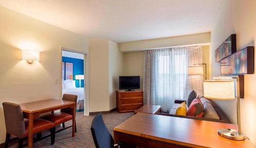 One-Bedroom Suite