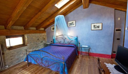 Quadruple Room with Balcony